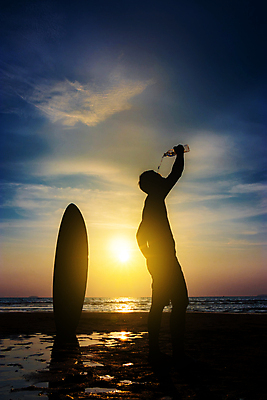 포토 JPG 해외이미지 주간 실루엣 하늘 사람 풍경 야외 태양 일출 해외포토 자연요소 촬영기법 노을 파일형식 이미지허브