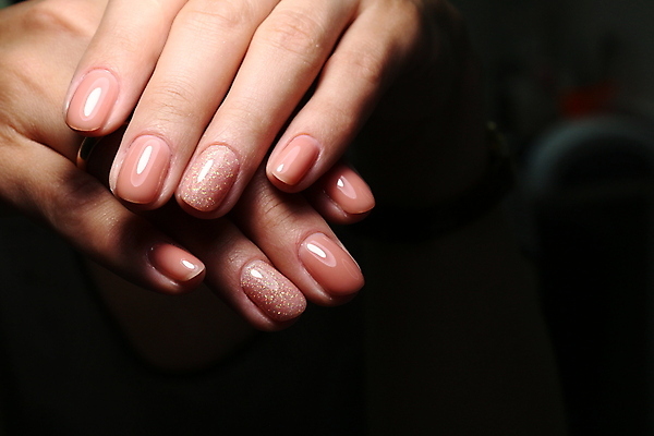 포토 JPG 해외이미지 손 여자 백그라운드 컨셉 아이디어 사람 성인 사람없음 파란색 유행 우주 검은색 산호 연도 슛 리빙 해외포토 컬러 신체부위 자포동물 파일형식 이미지허브