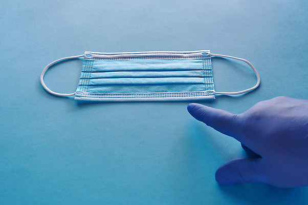 포토 JPG 해외이미지 직업 손 장갑 돈 병원 가면 안전 사람 사람없음 가로 금융 파란색 숫자 약 간호사 의사 수술 호흡기관 보호 질병 연구원 분석 생물학 감염 주사약 외과 박테리아 고립 기침 염증 위생관리 전염병 증상 카피스페이스 해외포토 문자 잡화 교육 컬러 컨셉 의학 관리 신체부위 치료 경제 공백 의료진 장기_의학 재산 파일형식 이미지허브