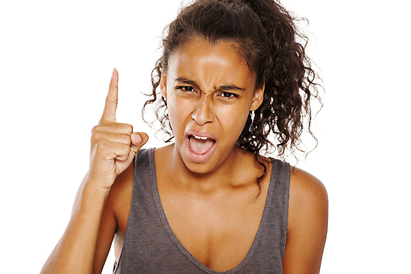 포토 JPG 해외이미지 긴머리 응시 얼굴 손가락 한명 외침 분노 표현 흰배경 해외포토 1 헤어스타일 손 시선 감정 백그라운드 사람 신체부위 소리 흰색 파일형식 이미지허브