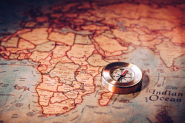 포토 JPG 해외이미지 디자인 종이 지구 바다 여행 백그라운드 컨셉 지도 비즈니스 추상 유물 항해 미술 사람없음 장식 세계 탐험 수확 골동품 덮개 역사 황금 나침반 방향 오브젝트 검색 복고 페이지 네비게이션 발견 경도 그런지 세기 양피지 옛날 위도 지도책 지리 해외포토 전통 무늬 농업 배_교통 모션 문화예술 책 뚜껑 파일형식 이미지허브