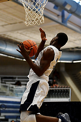 포토 JPG 해외이미지 남자 농구 농구공 실내 한명 경기 성인 점프 슛 농구대 농구장 성인남자한명만 해외포토 1 스포츠 공 스포츠시설 모션 사람 내부 구기 골대 남자한명만 성인남자만 파일형식 이미지허브