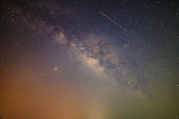포토 JPG 해외이미지 실루엣 별 과학 하늘 성공 파노라마 사람없음 가로 빛 컬러풀 우주 어둠 별자리 꿈 행성 탐험 분위기 야간 코스모스 은하계 점성술 장노출 천문학 천국 성운 광 깊이 무한 방법 영원 해외포토 자연요소 교육 꽃 컬러 컨셉 촬영기법 파일형식 이미지허브