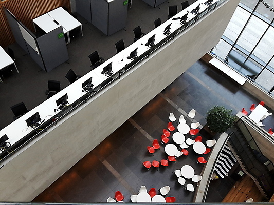 포토 JPG 해외이미지 음식 농업 비즈니스 건축양식 사람 사람없음 건물 반사 자전거 도시 시장 모서리 냄비 네덜란드 대학교 정사각형 광장 미로 시청 지도책 포럼 해외포토 도형 건축물 건축 유럽 산업 학교 책 바이크 솥 토론 관공서 파일형식 이미지허브