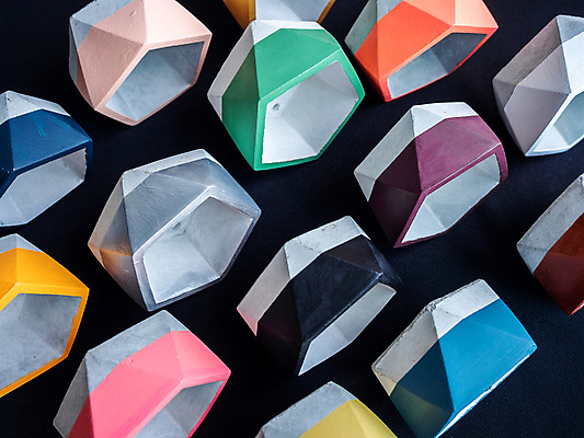 포토 JPG 해외이미지 식물 라이프스타일 디자인 꽃 백그라운드 컨셉 패턴 선인장 주택 미술 사람없음 내부 장식 여름 세트 컬러풀 우주 검은색 어둠 그리기 그룹 냄비 작음 컨테이너 오브젝트 시멘트 갸우뚱 리빙 DIY 내추럴 심기 오각형 콘크리트 특별함 파스텔톤 핸드메이드 스타일 미니멀 해외포토 도형 계절 산업 컬러 무늬 모션 문화예술 취미 건물 생활 솥 크기 파일형식 이미지허브