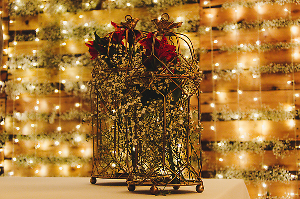 포토 JPG 해외이미지 손 디자인 꽃 꽃다발 결혼 백그라운드 꽃무늬 자연 탁자 사랑 사람없음 목재 장식 초록색 수확 흰색 환영 오리지널 해외포토 나무 식물 감정 컬러 가구 무늬 농업 재료 이벤트 신체부위 생태계 파일형식 이미지허브