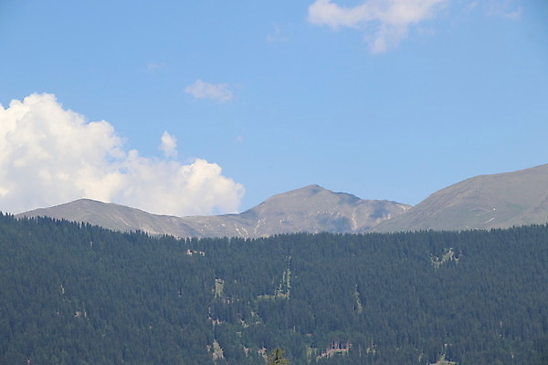 포토 JPG 해외이미지 식물 구름 도로 백그라운드 컨셉 패턴 밭 건축양식 산 안테나 풍경 사람없음 야외 건물 태양 농장 교회 환경 탑 목장 이탈리아 시골 생태계 개발 드론 줄서기 가문비나무 해외포토 자연요소 나무 건축물 건축 유럽 길 무늬 농업 통신 종교건축 교통시설 모션 파일형식 이미지허브