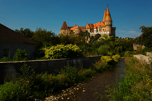포토 JPG 해외이미지 모양 외관 유럽 여행 건축양식 창문 표면 실내 미술 사람없음 야외 건물 장식 탑 수확 역사 재산 묘사 루마니아 흡혈귀 고딕 르네상스 명승지 옛날 트란실바니아 해외포토 건축물 건축 나라 농업 문화예술 풍경 내부 금융 파일형식 이미지허브