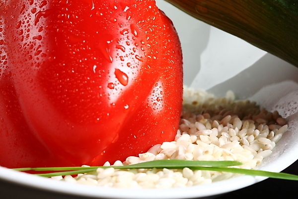 포토 JPG 해외이미지 접시 음식 채소 고추 밥 치즈 파프리카 건강 육류 요리 씨앗 사람없음 빨간색 초록색 여름 노란색 식사 저녁식사 종 뜨거움 사발 그릴 굽기 지중해 허브 가득함 부추 후추 점심식사 폭식 채식주의자 페퍼로니 튀르키예 해외포토 식물 식기 계절 아시아 바다 컬러 식재료 주방용품 유제품 사기그릇 소시지 구이 향신료 채식 파일형식 이미지허브