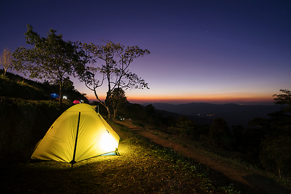 포토 JPG 해외이미지 나무 공원 텐트 풍경 사람없음 야외 야간 숲 해외포토 자연요소 식물 공공시설 캠핑도구 파일형식 이미지허브