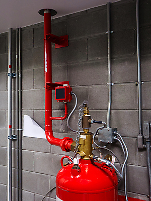 포토 JPG 해외이미지 산업 공장 불 경고 안전 사람없음 빨간색 사무실 금속 방 장비 긴급 오픈 구출 보호 위험 오브젝트 보안 공포 가스 시스템 스위치 소화기 펌프 서버 제어 해외포토 자연요소 컬러 컨셉 비즈니스 공업 재질 도움 안전장비 소방 파일형식 이미지허브