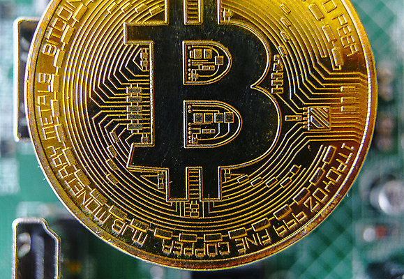 포토 JPG 해외이미지 컨셉 돈 인터넷 비즈니스 사람없음 금융 경제 컴퓨터 디지털 동전 웹 시장 황금 암호 무역 순환 상업 전자 토막 프로세서 가상 가상화폐 해외포토 산업 모션 전자제품 재산 파일형식 이미지허브