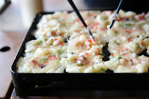 포토 JPG 해외이미지 실내 사람없음 아웃포커스 굽기 요리중 타코야키 일본음식 해외포토 음식 모션 촬영기법 내부 구이 파일형식 이미지허브