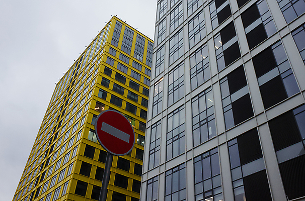 포토 JPG 해외이미지 외관 백그라운드 패턴 비즈니스 건축양식 유리 추상 미래 새로움 아파트 병원 사람없음 건물 사무실 탑 고층빌딩 도시 업무 센터 재산 아래 묘사 질감 도로표지판 지역 그만 철강 해외포토 건축물 건축 도로 컨셉 무늬 의학 재질 주택 빌딩 금융 작업 표지판 방향 위치 파일형식 이미지허브