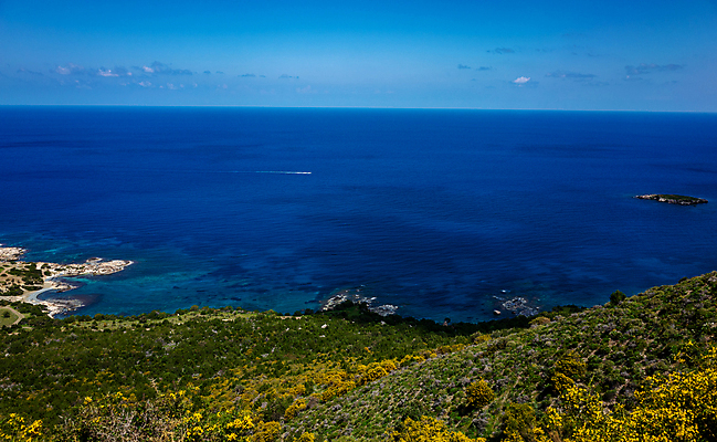포토 JPG 해외이미지 나무 공원 유럽 모래 바다 섬 여행 자연 하늘 산 파노라마 풍경 사람없음 야외 초록색 물 여름 파란색 항구 산책로 바위 투명 보트 지중해 내추럴 전국 해외포토 사이프러스공화국 자연요소 식물 계절 공공시설 나라 길 컬러 배_교통 교통시설 촬영기법 돌_바위 생태계 파일형식 이미지허브