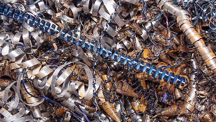 포토 JPG 해외이미지 산업 조각 크리스마스장식 벽지 나선형 사람없음 빛 반짝임 컬러풀 파티 금속 축제 기계 페인트 재활용 과학기술 눈송이 화려 작업실 황금 고급 제조 은색 쓰레기 소프트포커스 질감 마법 무거움 한조각 부스러기 블러 철강 해외포토 1 컬러 컨셉 크리스마스 무늬 모션 재질 눈_날씨 기술 촬영기법 이벤트 무게 친환경 파일형식 이미지허브