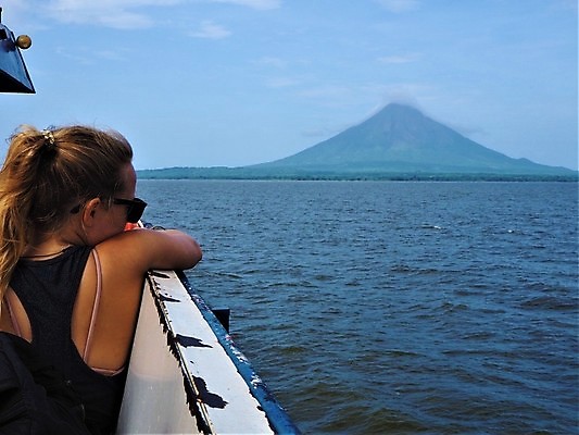 포토 JPG 해외이미지 나무 구름 도로 호수 모래 바다 섬 여행 잎 밭 자연 하늘 낚시 휴가 산 버스 주택 손바닥 풍경 사람없음 초록색 물 파란색 태양 농장 반사 수영 일몰 흰색 보트 숲 열대우림 화산 그라나다 니카라과 옛날 지질 해외포토 자연요소 식물 손 길 육상교통 컬러 농업 배_교통 교통시설 레저 대중교통 건물 노을 수상스포츠 남아메리카 스페인 생태계 파일형식 이미지허브