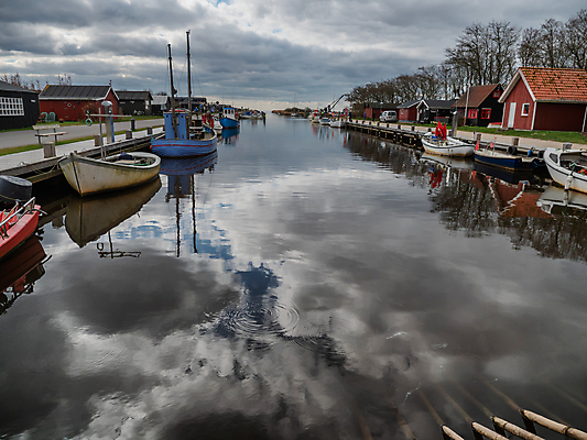 포토 JPG 해외이미지 전통 바다 여행 요트 자연 하늘 낚시 주택 항해 덴마크 풍경 사람없음 야외 목재 물 여행객 마을 항구 만 보트 작음 시골집 함선 포트 서쪽 옛날 해외포토 자연요소 나무 배_교통 재료 교통시설 레저 북유럽 사람 건물 크기 방향 생태계 파일형식 이미지허브
