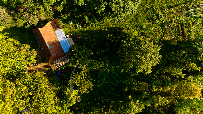 포토 JPG 해외이미지 나무 유럽 여행 백그라운드 밭 농업 자연 하늘 지붕 휴가 주택 안테나 파노라마 풍경 사람없음 야외 초록색 여름 강 마을 시골 중세 정상 숲 지역 내추럴 옛날 수평선 해외포토 식물 계절 나라 산업 컬러 통신 촬영기법 건물 역사 생태계 파일형식 이미지허브