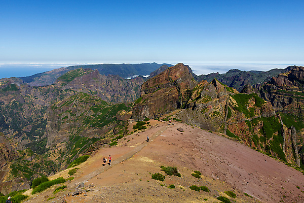 포토 JPG 해외이미지 구름 유럽 길 섬 여행 자연 하늘 산 풍경 사람없음 야외 초록색 여름 파란색 와인 정상 포르투갈 절정 해외포토 자연요소 계절 나라 컬러 주류 생태계 파일형식 이미지허브