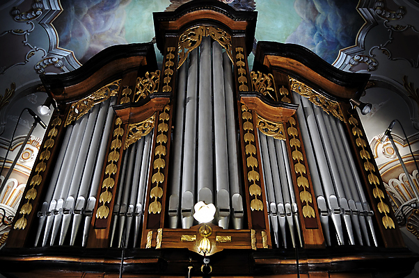 포토 JPG 해외이미지 종교 음악 사람없음 목재 성당 교회 금속 소리 천주교 골동품 기구 키보드 오르간 황금 클래식 은색 큼 튜브 고딕 뮤지컬 복음 옛날 해외포토 나무 컬러 컨셉 재료 종교건축 재질 문화예술 건물 건반악기 크기 파일형식 이미지허브