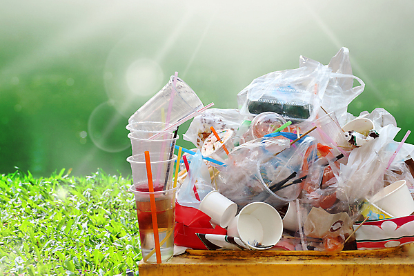 포토 JPG 해외이미지 나무 공원 종이 백그라운드 가방 가정 자연 유리 거리 바닥 사람 사람없음 초록색 물 글로벌 쌓기 환경 재활용 쓰레기통 흰색 도시 투명 던지기 쓰레기 폐기물 컨테이너 플라스틱 거절 버리기 가득함 생태계 낭비 내추럴 생태학 중고 해외포토 자연요소 식물 잡화 공공시설 교육 산업 컬러 컨셉 모션 재질 친환경 파일형식 이미지허브