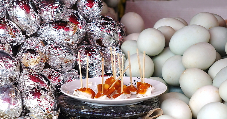 포토 JPG 해외이미지 접시 음식 오렌지 포장 사람없음 노란색 중식 선택 은박지 이쑤시개 짠맛 해외포토 식기 컬러 컨셉 과일 맛 파일형식 이미지허브