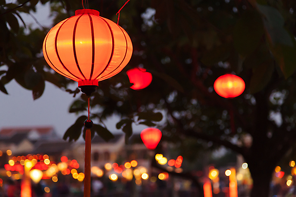 포토 JPG 해외이미지 전통 종이 문화 여행 거리 사람 동양인 사람없음 장식 빛 컬러풀 축제 중국 등불 램프 축하 야간 올드타운 해외포토 자연요소 아시아 컬러 컨셉 조명 인종 파일형식 이미지허브