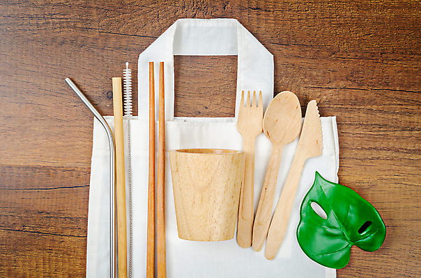 포토 JPG 해외이미지 잎 실내 사람없음 목재 자연보호 솔 나이프 장바구니 에코 친환경 에코라이프 나무숟가락 나무젓가락 나무포크 대나무컵 친환경제품 제로웨이스트 나무배경 스테인레스빨대 대나무빨대 해외포토 나무 식물 라이프스타일 식기 백그라운드 포크 재료 젓가락 자연 빨대 내부 쇼핑 바구니 환경 숟가락 그린캠페인 칼 보호 사회이슈 파일형식 이미지허브