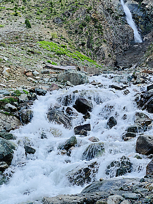 포토 JPG 해외이미지 나무 계절 공원 여행 자연 휴가 산 풍경 사람없음 야외 목재 초록색 물 강 태양 평화 환경 계곡 침묵 봄 폭포 에너지 바위 시골 소나무 개울 보호 숲 언덕 전나무 내추럴 삼림지대 생태학 해외포토 자연요소 식물 공공시설 교육 컬러 컨셉 재료 소리 돌_바위 생태계 파일형식 이미지허브