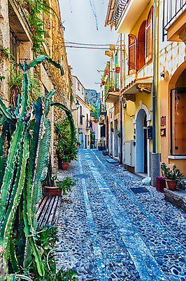 포토 JPG 해외이미지 전통 유럽 바다 여행 건축양식 자연 휴가 주택 풍경 사람없음 건물 물 여름 파란색 황혼 이탈리아 도시 보트 지중해 타운 옛날 해외포토 자연요소 건축물 계절 건축 나라 컬러 배_교통 일몰 생태계 파일형식 이미지허브