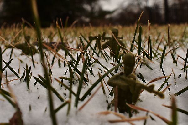 포토 JPG 해외이미지 모델 남자 무기 포즈 유니폼 놀이 불 서기 경비 사람 사람없음 초록색 장난감 숫자 미니어처 피규어 총 가리킴 죽음 닫기 목표 헬멧 작음 공격 플라스틱 발사 군용 싸움 전쟁 조준 육군 병정 전사 보병 해외포토 자연요소 문자 옷 컬러 컨셉 모션 재질 군대 안전 손짓 모형 보호 보호장비 크기 파일형식 이미지허브