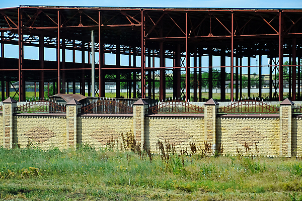 포토 JPG 해외이미지 디자인 산업 도로 벽 여행 백그라운드 컨셉 패턴 건축양식 하늘 날씨 안전 풍경 사람없음 야외 장식 초록색 물 파란색 울타리 금속 정원 수확 흰색 도시 보호 철 질감 보안 대문 옛날 철강 철책 해외포토 자연요소 건축 길 컬러 무늬 농업 교통시설 재질 담장 문 파일형식 이미지허브
