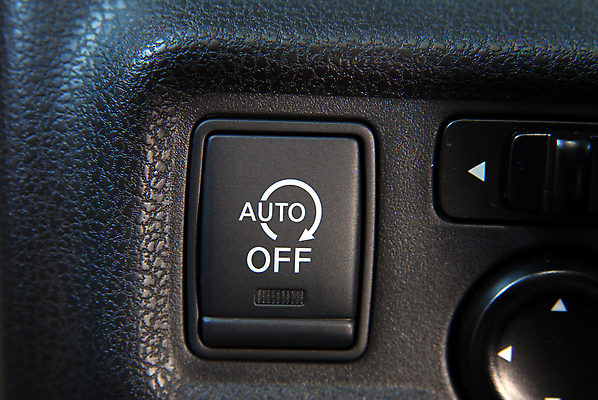 포토 JPG 해외이미지 장신구 교통시설 자동차 버튼 전등 사람없음 초록색 공연 운전 휘발유 속도 시작 타이어 전자 연료 시스템 엔진 정비공 그만 자동 효율 해외포토 육상교통 컬러 교통 컨셉 모션 조명 이벤트 기술자 석유 시설 파일형식 이미지허브