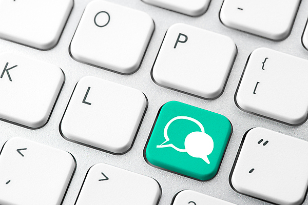 포토 JPG 해외이미지 아이콘 백그라운드 컨셉 인터넷 통신 손가락 열쇠 말하기 사람없음 파란색 노트북 컴퓨터 디지털 터치 키보드 메시지 이메일 편지 심볼 사인 시작 와이파이 언론 일반 타입 공유 멀티미디어 블로거 소셜 채팅 키패드 네트워킹 포럼 해외포토 손 컬러 모션 전자제품 네트워크 토론 무선인터넷 파일형식 이미지허브