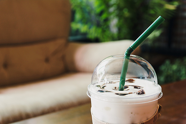 포토 JPG 해외이미지 커피 음료 음식 백그라운드 유리 탁자 아침 콩 미술 사람없음 장식 컵 갈색 우주 주방 얼음 검은색 어둠 거품 카페 우유 머그컵 추위 수확 흰색 시골 신선 뜨거움 닫기 달콤 아침식사 정상 설탕 상쾌 질감 아로마 에스프레소 내추럴 단절 옛날 카페인 스타일 카피스페이스 해외포토 주간 자연요소 식기 감정 컬러 가구 농업 모션 재질 문화예술 유제품 곡류 상점 식사 공백 맛 파일형식 이미지허브