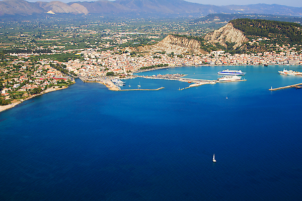 포토 JPG 해외이미지 바다 섬 비행기 안테나 사람없음 헬리콥터 그리스 대패 조감도 해외포토 유럽 통신 항공교통 대중교통 파일형식 이미지허브