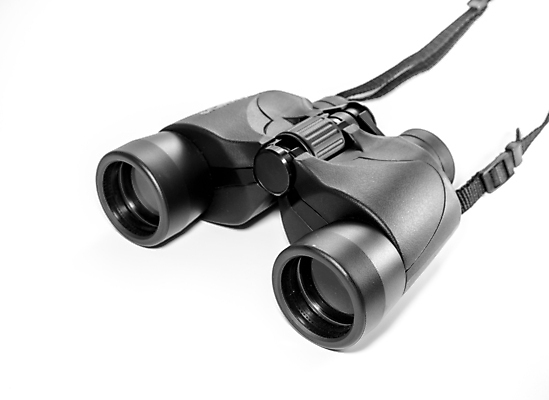 포토 JPG 해외이미지 응시 여행 컨셉 유리 사람없음 검은색 쌍안경 망원경 하이킹 장비 흰색 관찰 계획 오브젝트 검색 발견 고립 스파이 해외포토 시선 컬러 모션 재질 레저 파일형식 이미지허브