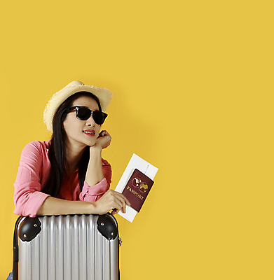 포토 JPG 해외이미지 라이프스타일 긴머리 배너 여자 행복 아시아 여행 백그라운드 컨셉 가방 배낭 휴가 휴식 한국 항해 한명 사람 동양인 선글라스 여행객 여행가방 짐 잡기 티켓 밀짚모자 여권 주말 승객 고립 수하물 해외포토 모자_잡화 1 헤어스타일 잡화 감정 나라 안경 배_교통 모션 인종 생활 파일형식 이미지허브