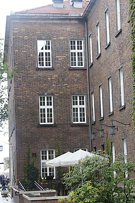 포토 JPG 해외이미지 유럽 여행 사람없음 건물 성당 여행객 탑 성 센터 중세 정사각형 광택 타운 동쪽 폴란드 르네상스 옛날 크라쿠프 해외포토 도형 건축물 나라 종교건축 사람 도시 역사 방향 파일형식 이미지허브