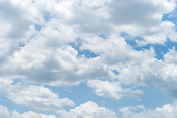 포토 JPG 해외이미지 구름 여행 백그라운드 자연 벽지 하늘 날씨 추상 풍경 사람없음 야외 여름 파란색 빛 햇빛 우주 환경 맑음 자유 흰색 분위기 장면 솜털 산소 내추럴 오존 해외포토 자연요소 계절 컬러 컨셉 무늬 태양 원소 생태계 파일형식 이미지허브