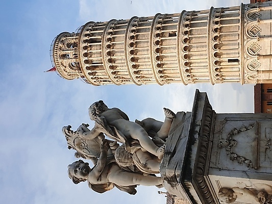 포토 JPG 해외이미지 구름 문화 상징 여행 사람없음 야외 건물 관광지 이탈리아 종 아치 광장 대성당 바실리카 토스카나 해외포토 자연요소 건축물 유럽 성당 파일형식 이미지허브