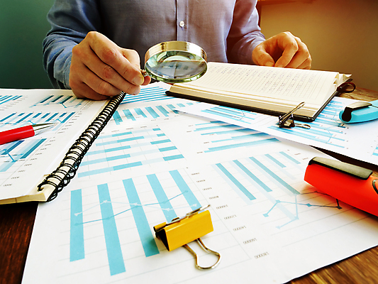 포토 JPG 해외이미지 컨셉 상의 회사 비즈니스 설계 사람없음 내부 금융 시험 성장 절약 결과 분석 보고서 컨설턴트 문서 투자 평가 점검 회계 경영 계좌 리뷰 마케팅 세금 수입 예산 회계사 해외포토 직업 옷 교육 경제 전문직 상담 파일형식 이미지허브