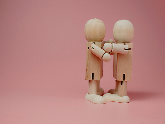 포토 JPG 해외이미지 라이프스타일 손 커플 행복 감정 인형 포즈 백그라운드 이동 2 신체 모션 포옹 함께함 사랑 사람 소년 사람없음 목재 장난감 숫자 머리 우정 피규어 흰색 마네킹 열정 위치 몸통 고립 연대 통일 카피스페이스 해외포토 나무 문자 남자 어린이 컬러 컨셉 재료 관계 안기 생활 신체부위 친구 공백 미니어처 파일형식 이미지허브