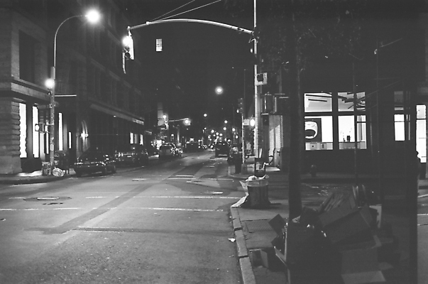 포토 JPG 해외이미지 실루엣 도로 선 여행 백그라운드 컨셉 건축양식 교통시설 자동차 추상 전등 거리 그림자 사람없음 건물 빛 도시풍경 컬러풀 산책 수확 광선 도시 보행자 횡단보도 도심 야간 소프트포커스 교차로 복고 뉴욕 도로표지판 바쁨 네온 맨해튼 건너기 블러 유흥 해외포토 자연요소 건축물 건축 길 육상교통 컬러 교통 무늬 농업 모션 휴식 조명 촬영기법 풍경 미국 표지판 보행로 시설 파일형식 이미지허브