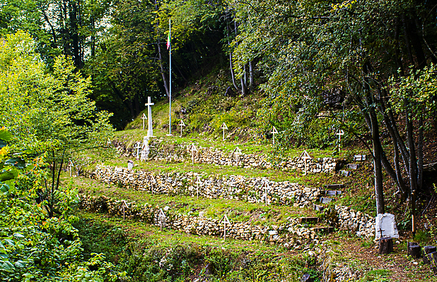 포토 JPG 해외이미지 1 유럽 십자가 사람없음 세계 평화 이탈리아 군인 자유 흰색 죽음 역사 큼 비석 묘사 박물관 군용 싸움 전쟁 희생 영웅 병정 기념물 천연기념물 명예 장례 전국 추모 많음 해외포토 직업 나라 컬러 컨셉 모션 군대 크기 국군 파일형식 이미지허브