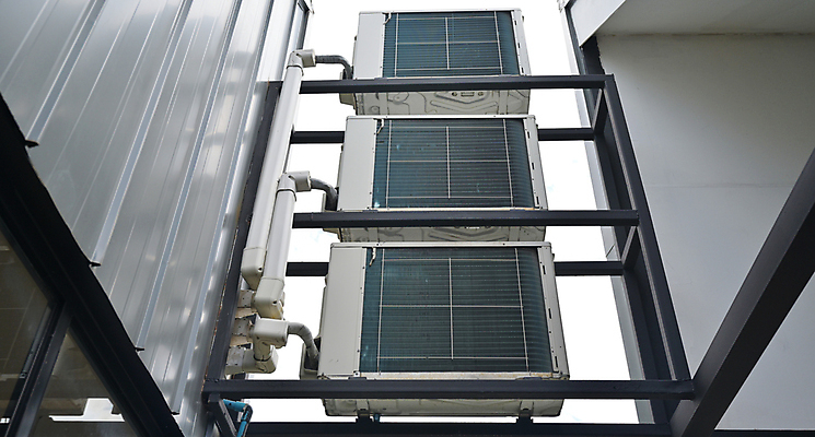 포토 JPG 해외이미지 디자인 산업 벽 백그라운드 건축양식 주택 사람없음 야외 건물 금속 힘 기계 장비 추위 뜨거움 시원함 묘사 오브젝트 시스템 냉각기 린스 제어 해외포토 건축물 건축 재질 파일형식 이미지허브