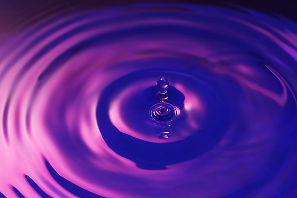 포토 JPG 해외이미지 물결 백그라운드 사람없음 물 보라색 흐름 에너지 원형 투명 빨래 매끈함 스플래쉬 해외포토 자연요소 도형 컬러 컨셉 가사 감각 파일형식 이미지허브