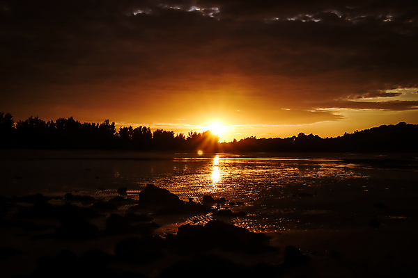 포토 JPG 해외이미지 구름 계절 모래 파도 바다 섬 여행 백그라운드 오렌지 자연 벽지 하늘 날씨 휴가 풍경 사람없음 야외 빨간색 물 여름 파란색 빛 컬러풀 햇빛 태양 반사 일출 맑음 황혼 일몰 새벽 황금 저녁 휴양지 장면 천국 스카이라인 수평선 해외포토 자연요소 컬러 과일 노을 장소 야간 생태계 파일형식 이미지허브