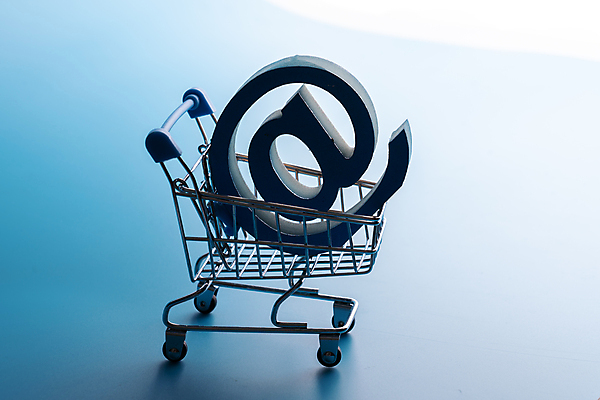 포토 JPG 해외이미지 아이콘 돈 인터넷 비즈니스 미래 선물 사람없음 쇼핑 세계 글로벌 지구본 세일 바구니 상점 금속 웹 카트 블록 신용카드 시장 E 구매 심볼 사인 상업 결제 클릭 온라인 전자상거래 인터넷주소 마케팅 스타일 힙스터 미니멀 해외포토 알파벳 패션 컨셉 재질 금융 재산 파일형식 이미지허브